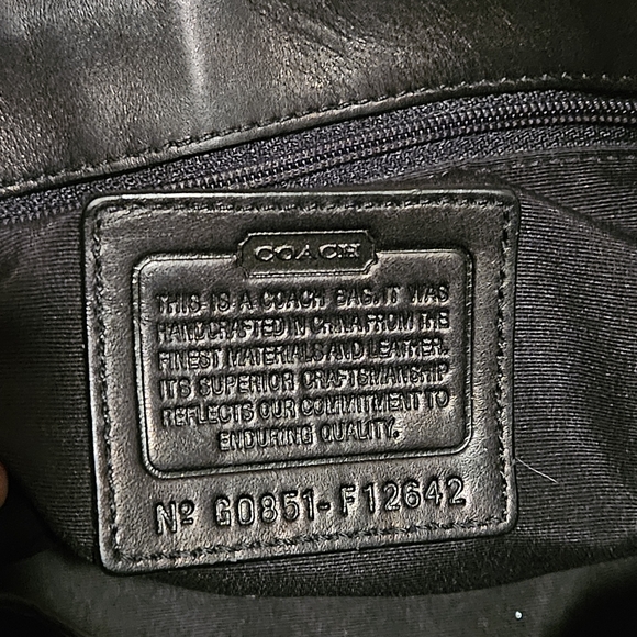 Coach Vintage Hampton Signature Canvas Black and Gray Shoulder Bag - Picture 6 of 11